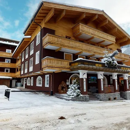 Panther'a Szálloda 4*