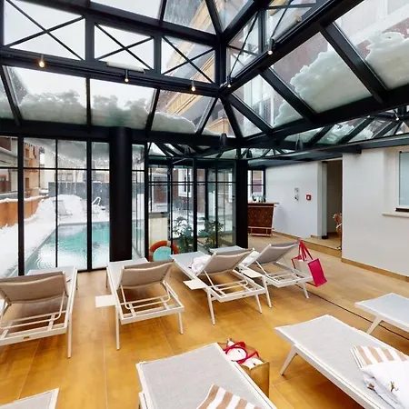 Hotell Panther'a 4*
